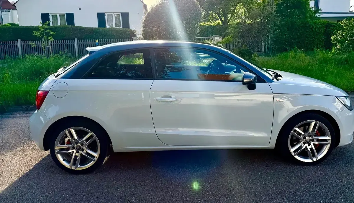 Gebraucht Audi A1 Sportback S-Line 122 PS (89 kW) 2012 Andere farben Kleinwagen