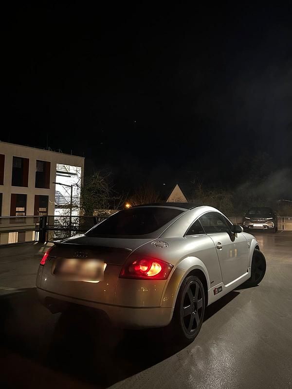 Gebraucht Audi TT S-Line 180 PS (132 kW) 2001 Silber Coupé