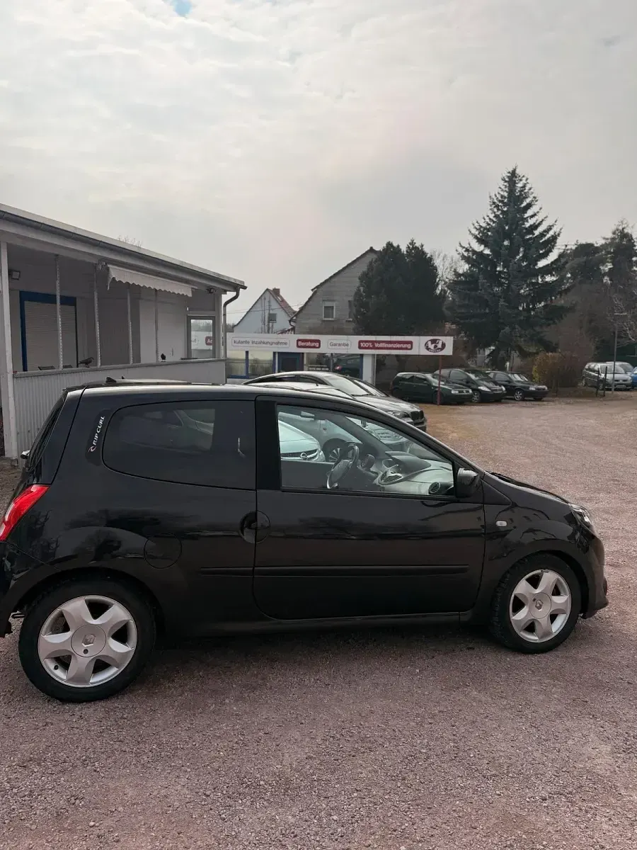 Gebraucht Renault Twingo 75 PS (55 kW) 2011 Schwarz Kleinwagen