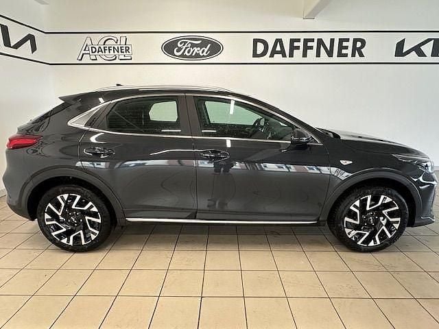 Neu Kia XCeed Vision 140 PS (102 kW) 2025 (h8g) pentametal met. SUV