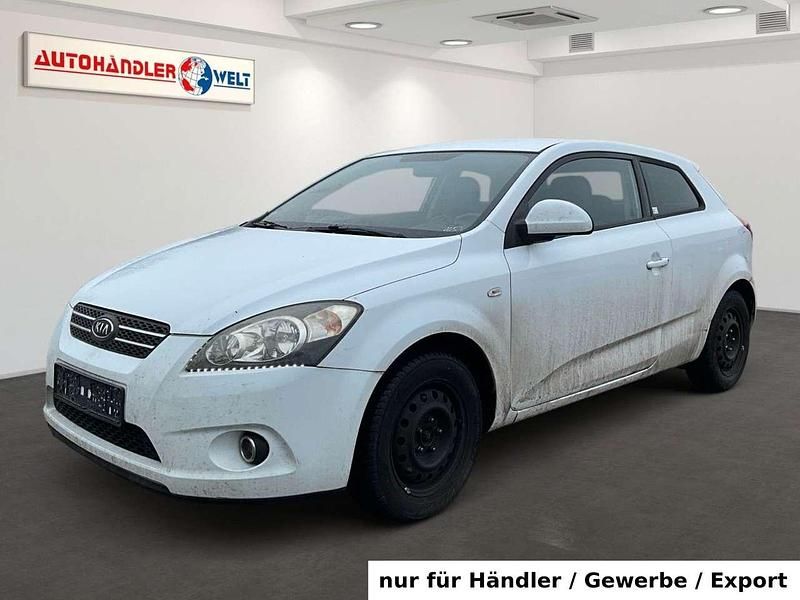 Gebraucht Kia ProCeed Spirit 126 PS (92 kW) 2009 Weiß Kleinwagen