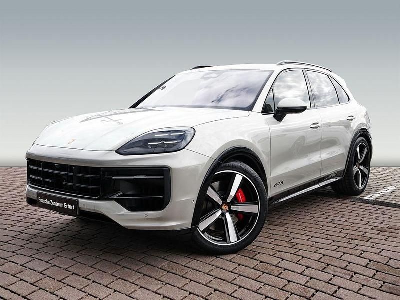 Neu Porsche Cayenne GTS 500 PS (367 kW) 2026 Beige SUV
