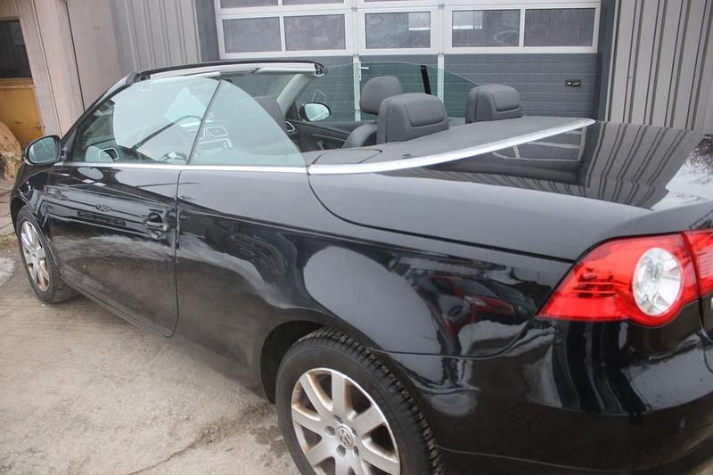 Gebraucht VW Eos 140 PS (102 kW) 2007 Schwarz Cabrio