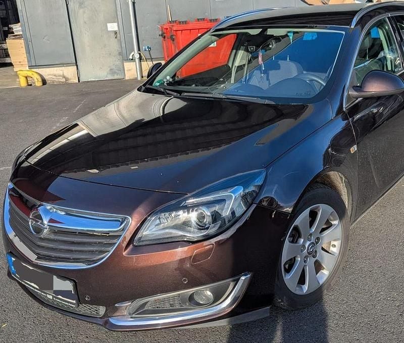 Braun Gebraucht 2017 Opel Insignia Sport Kombi | 6.500 € (Guter Preis) - Bild 1/4