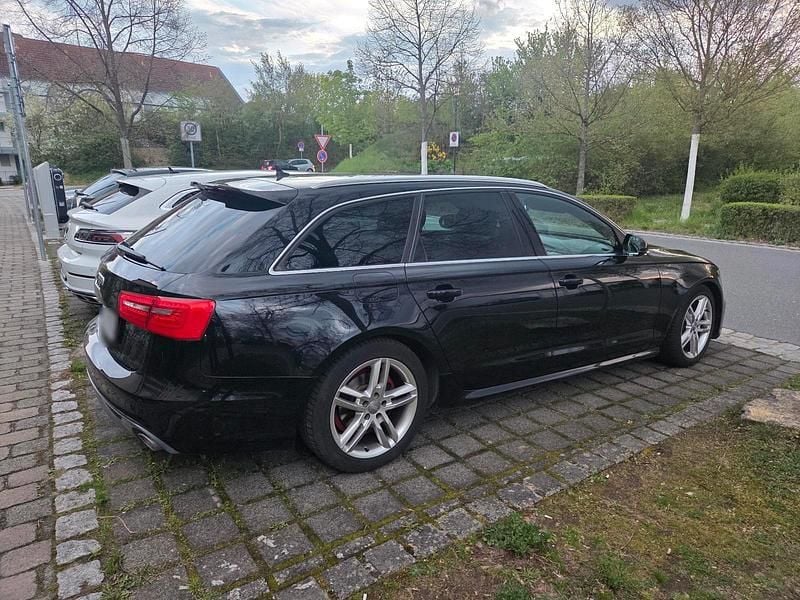 Second-hand Audi A6 S-Line 204 CP (150 kW) 2012 Negru Break