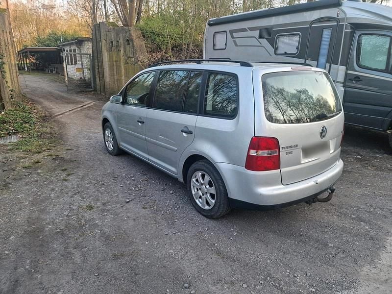 Gebraucht VW Touran 105 PS (77 kW) 2006 Silber Van / Kleinbus