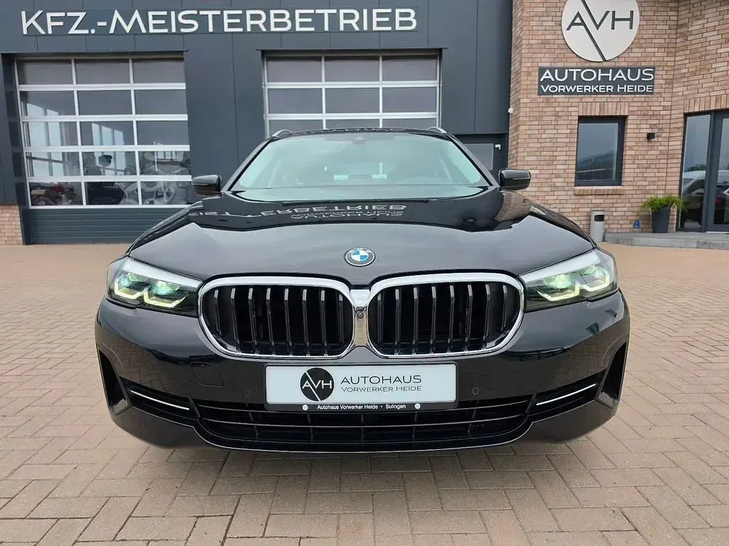Gebraucht BMW 530e 292 PS (214 kW) 2021 Schwarz Limousine