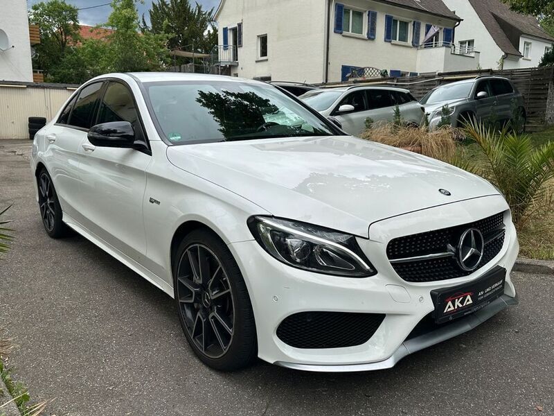 Weiß Gebraucht 2016 Mercedes C43 AMG AMG Limousine | 30.900 € (Fairer Preis) - Bild 1/4