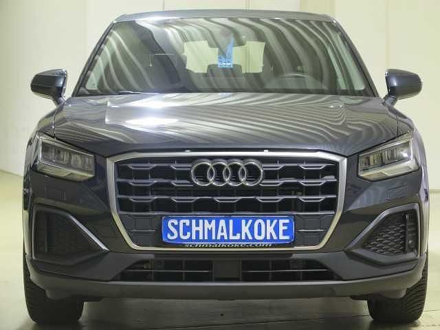 Manhattan gray Gebraucht 2022 Audi Q2 Comfort SUV | 23.950 € (Guter Preis) - Bild 1/3