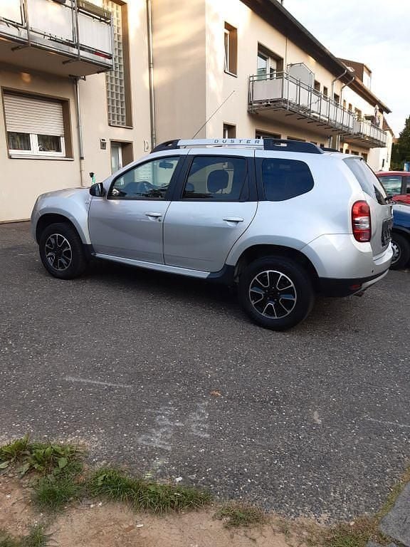 Gebraucht Dacia Duster Black Shadow 125 PS (91 kW) 2018 Silber SUV