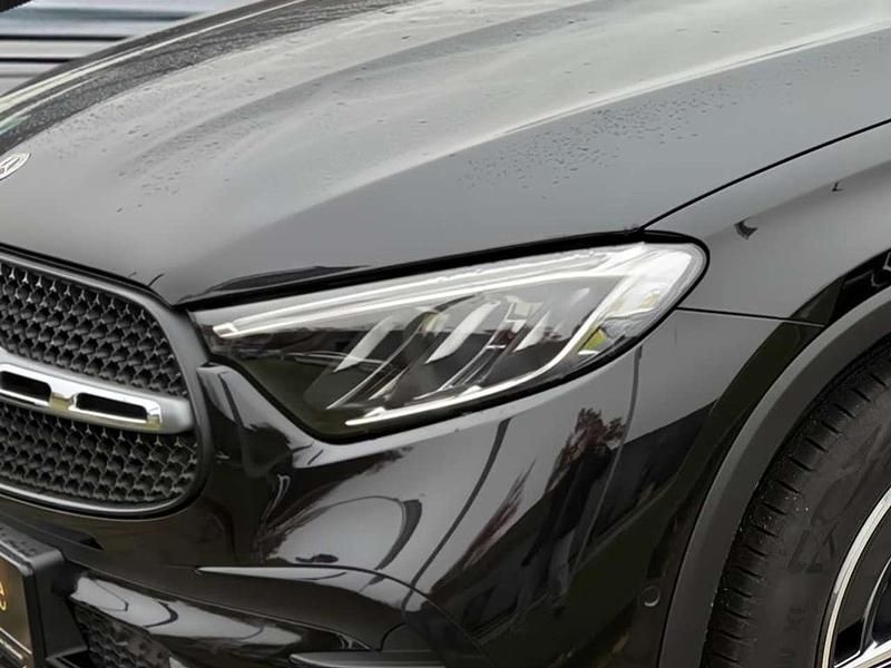 Gebraucht Mercedes GLC300 AMG 258 PS (189 kW) 2025 Schwarz SUV
