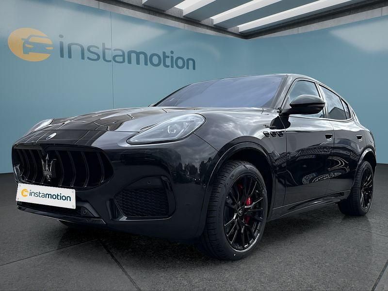 Schwarz Gebraucht 2025 Maserati Grecale SUV | 83.799 € (Teuer) - Bild 1/4