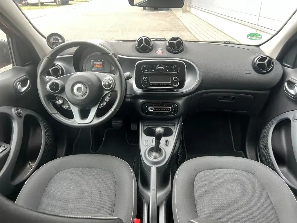 Gebraucht Smart ForFour Passion 71 PS (52 kW) 2018 Orange Kleinwagen