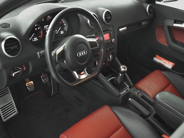 Gebraucht Audi S3 265 PS (194 kW) 2010 Weiß Limousine