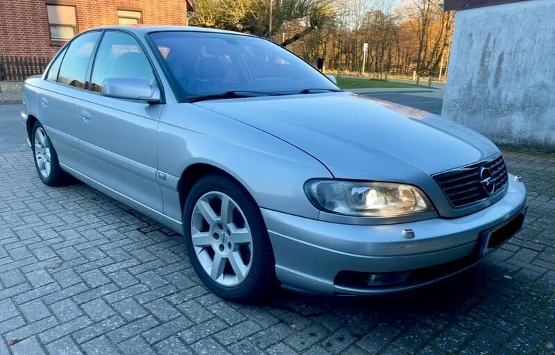 Gebraucht Opel Omega 218 PS (160 kW) 2002 Grau Limousine