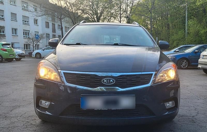 Second-hand Kia Ceed 116 CP (85 kW) 2011 Hatchback