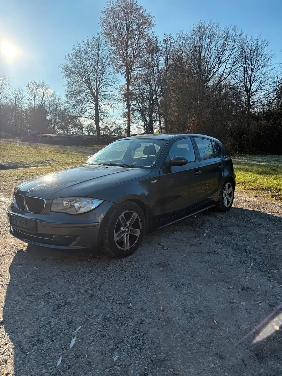Gebraucht BMW 120 150 PS (110 kW) 2004 Grau Kleinwagen