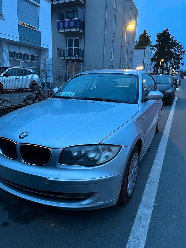 Gebraucht BMW 120 177 PS (130 kW) 2008 Grau Kleinwagen