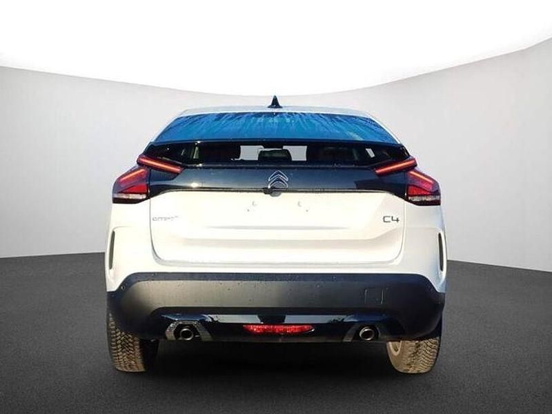 Gebraucht Citroën C4 Feel 131 PS (96 kW) 2023 Weiß SUV