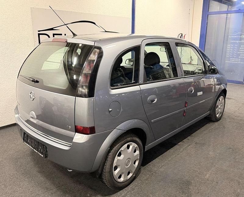 Gebraucht Opel Meriva Edition 105 PS (77 kW) 2008 Silber Van / Kleinbus