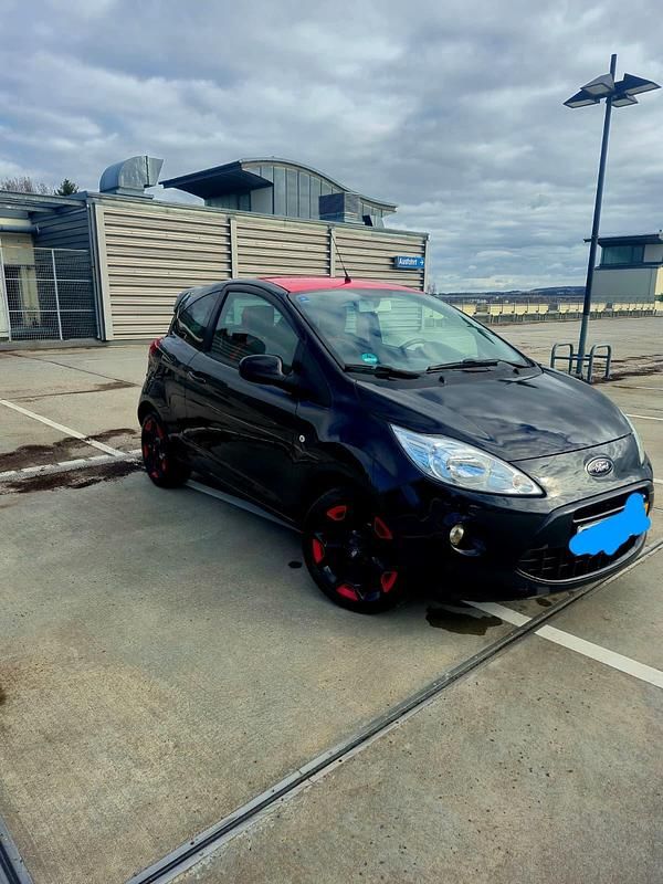 Second-hand Ford Ka 69 CP (50 kW) 2015 Negru Coupe