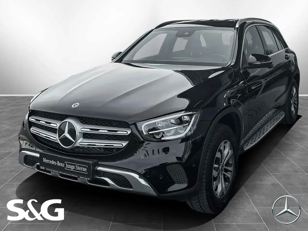 Käytetty Mercedes GLC220 194 HP (142 kW) 2022 Katumaasturi