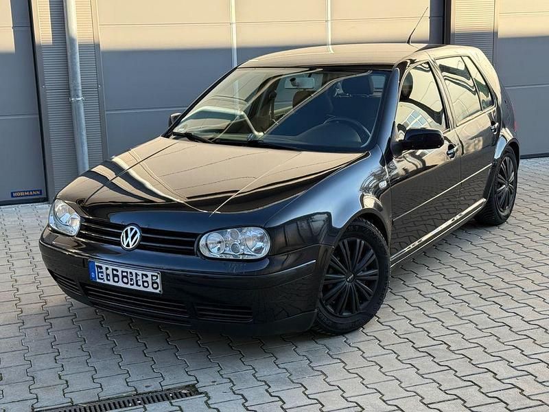 Schwarz Gebraucht 2002 VW Golf IV Highline Limousine | 1.650 € (Guter Preis) - Bild 1/4