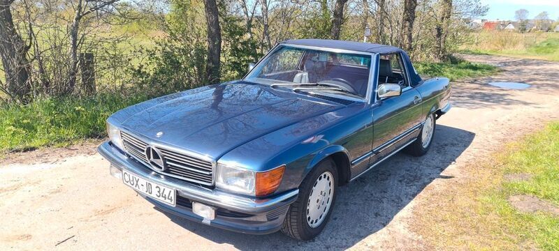 Blau Gebraucht 1987 Mercedes SL300 Cabrio | 26.750 € - Bild 1/4