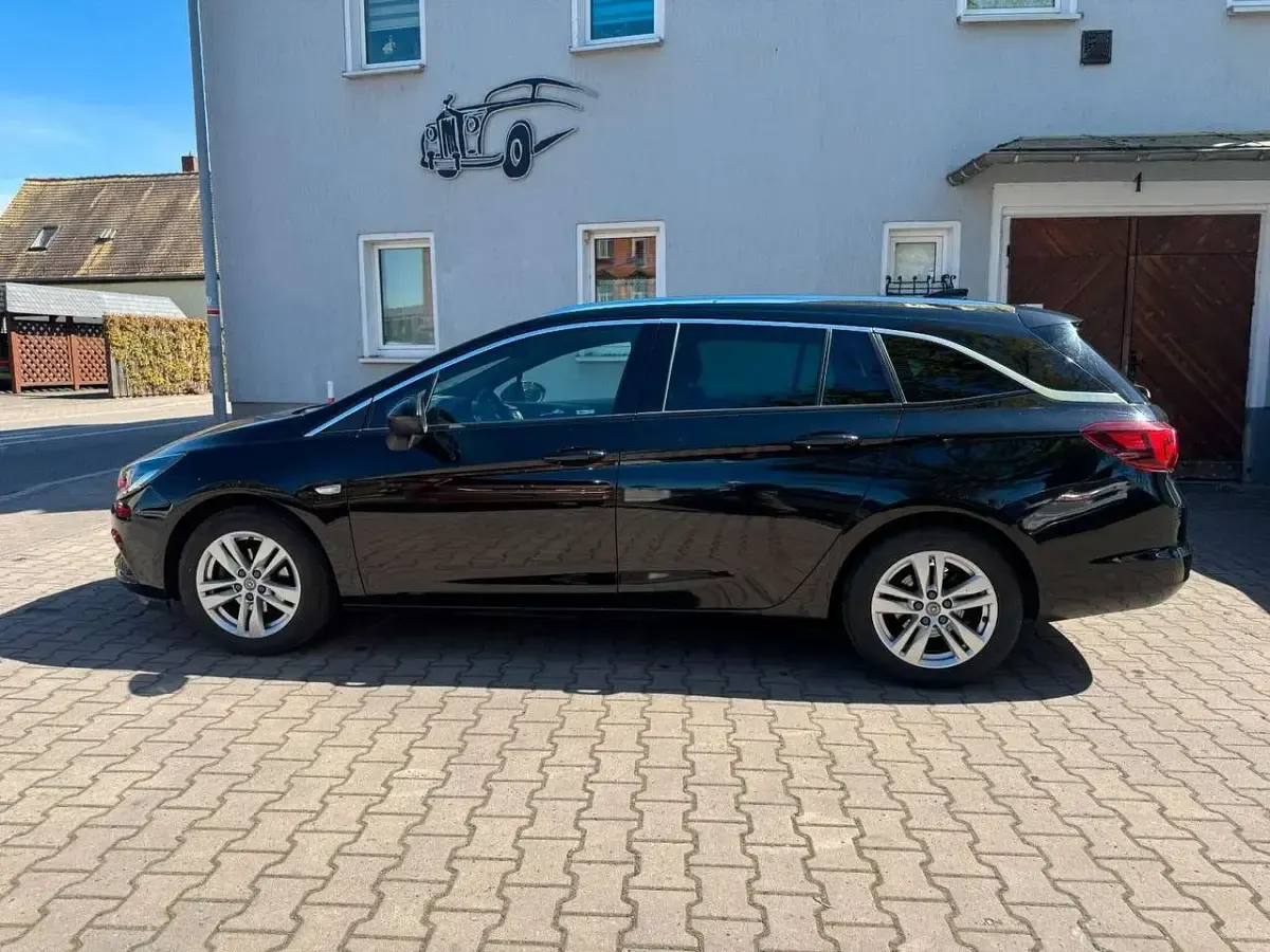 Gebraucht Opel Astra Dynamic 110 PS (80 kW) 2017 Schwarz Kombi