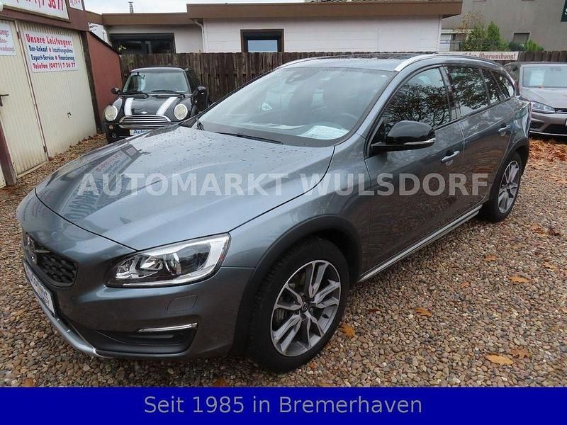 Gebraucht Volvo V60 190 PS (139 kW) 2016 Grau Kombi