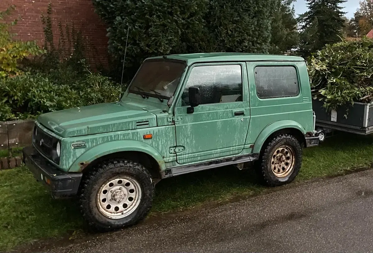Usata Suzuki Samurai 69 CV (50 kW) 1998 Verde SUV