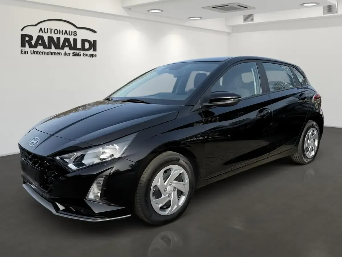 Gebraucht Hyundai i20 Select 101 PS (74 kW) 2025 Kleinwagen