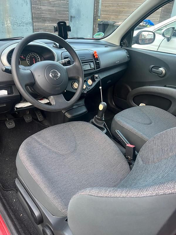 Grau Gebraucht 2006 Nissan Micra Kleinwagen | 1.550 € (Fairer Preis) - Bild 1/4
