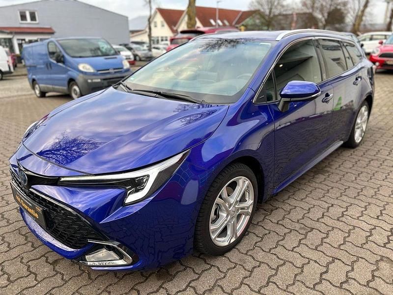 Gebraucht Toyota Corolla Team 140 PS (102 kW) 2024 Blau Kombi