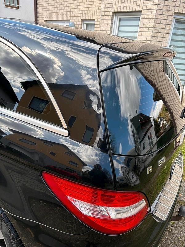 Gebraucht Mercedes R350 265 PS (194 kW) 2011 Schwarz Van / Kleinbus