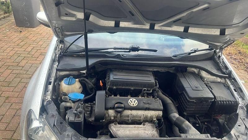 Gebraucht VW Golf VI Comfortline 80 PS (58 kW) 2010 Grau Kleinwagen