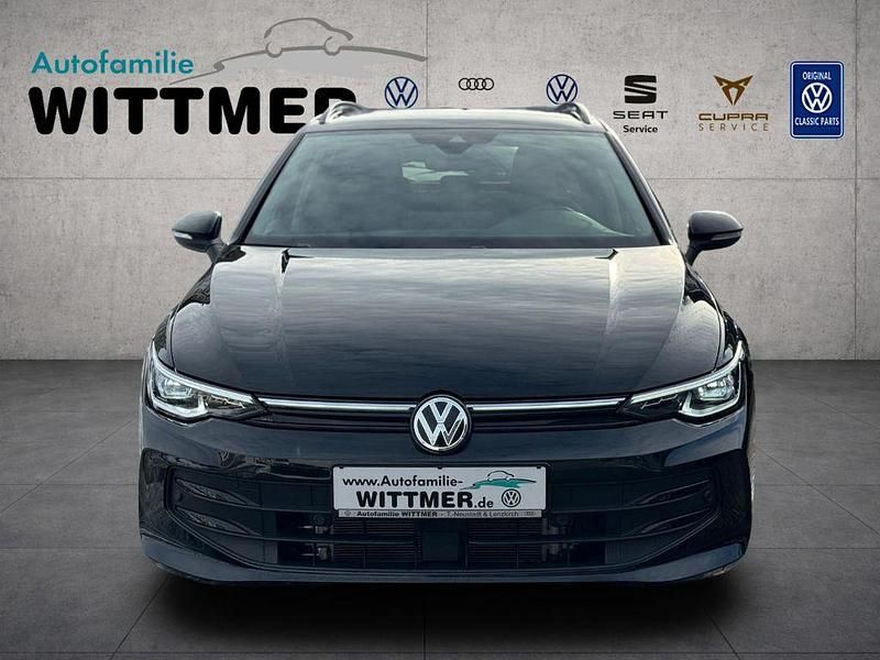 Gebraucht VW Golf VIII Life 150 PS (110 kW) 2024 Schwarz Limousine