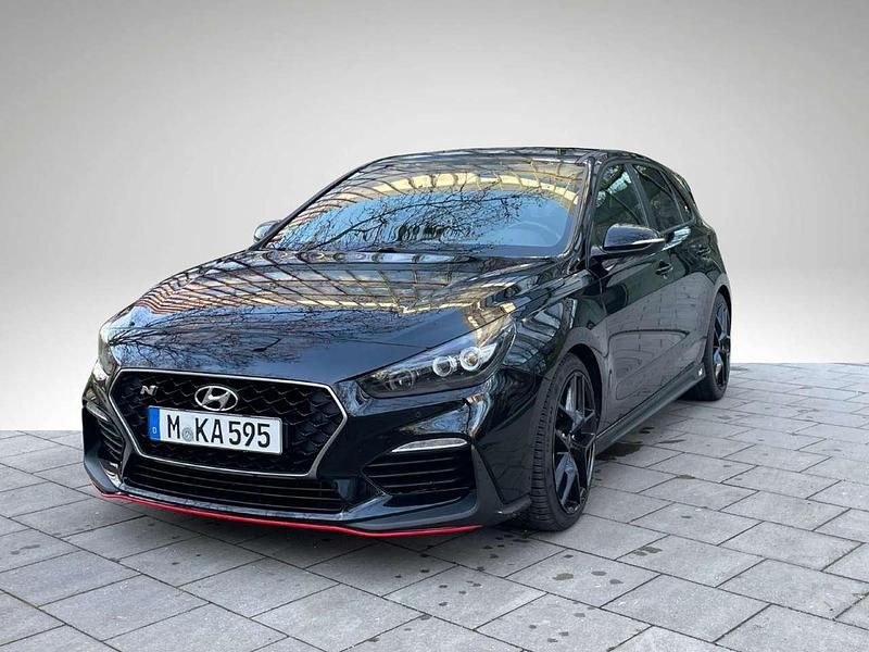Schwarz Gebraucht 2019 Hyundai i30 N Performance Limousine | 22.490 € (Fairer Preis) - Bild 1/4