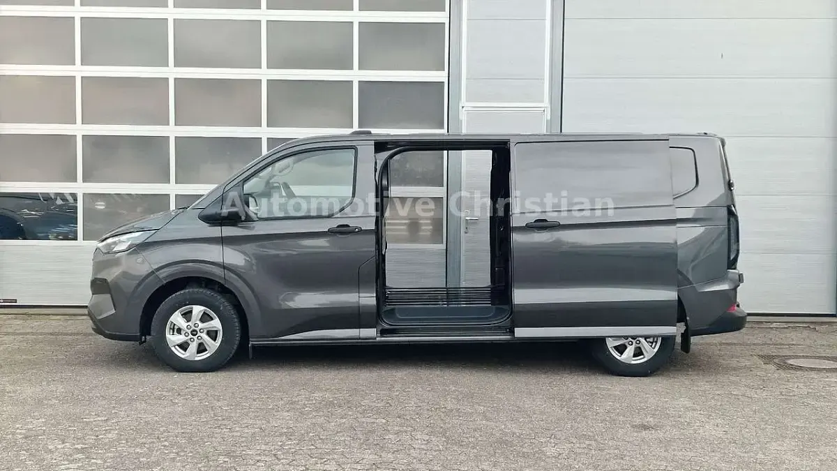 Neu Ford Transit Custom Trend 170 PS (125 kW) 2025 Schwarz Van / Kleinbus