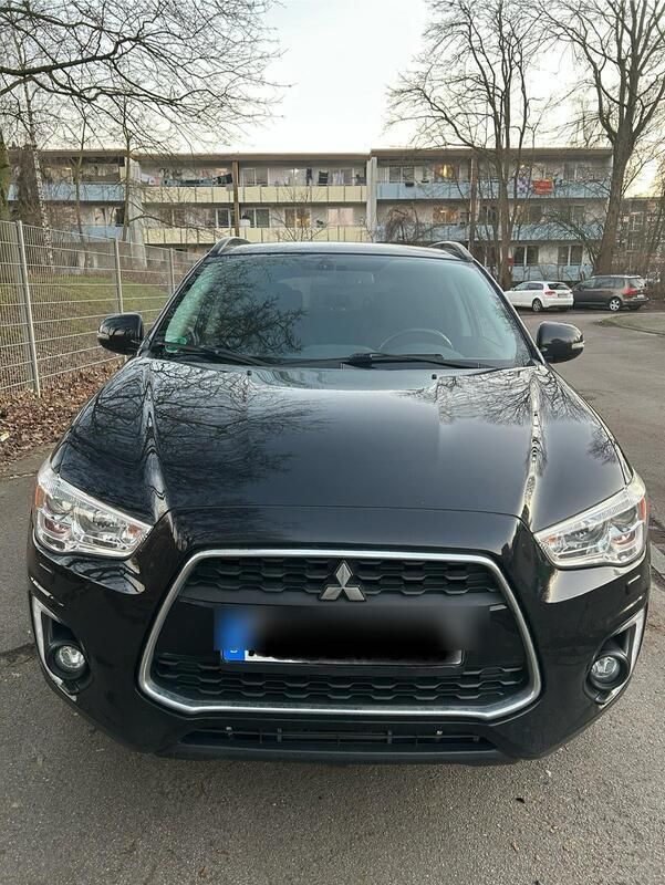 Schwarz Gebraucht 2015 Mitsubishi ASX Diamant Edition SUV | 12.900 € (Etwas zu teuer) - Bild 1/4