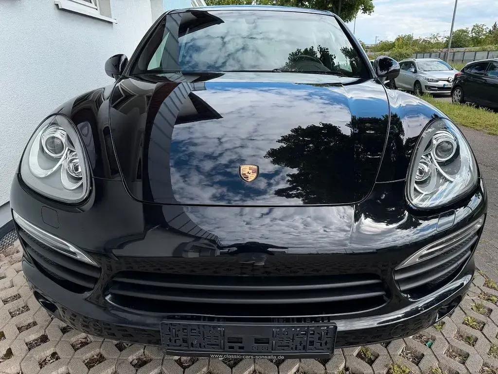 Gebraucht Porsche Cayenne S 400 PS (294 kW) 2012 Tiefschwarzmetallic SUV