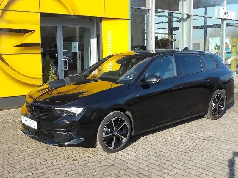 Gebraucht Opel Astra 131 PS (96 kW) 2025 Schwarz Kombi