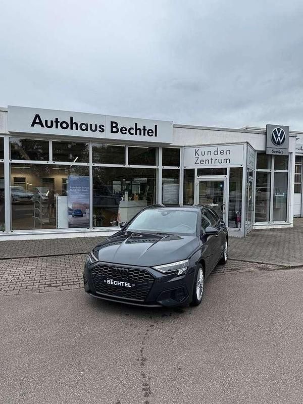 Manhattangrau Gebraucht 2021 Audi A3 Sportback Kleinwagen | 24.850 € (Fairer Preis) - Bild 1/4