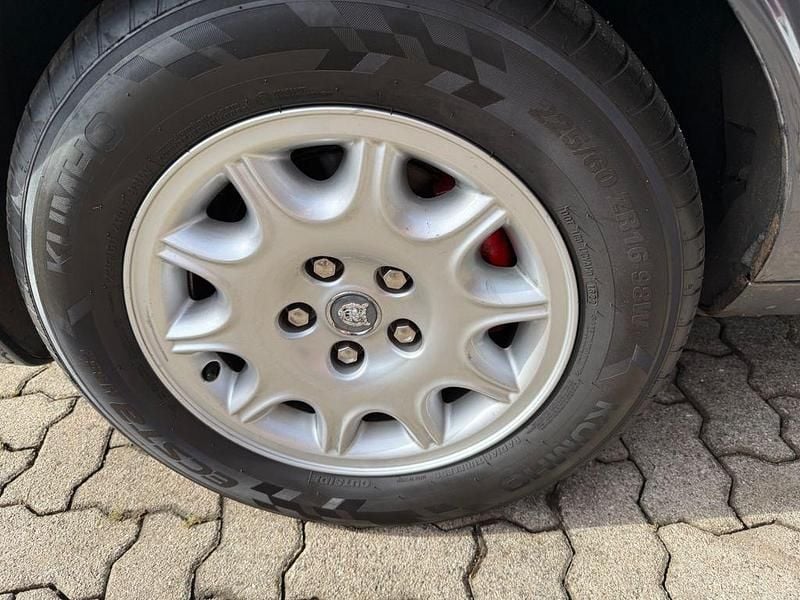 Gebraucht Jaguar XJ8 Executive 237 PS (174 kW) 1999 Grau Limousine