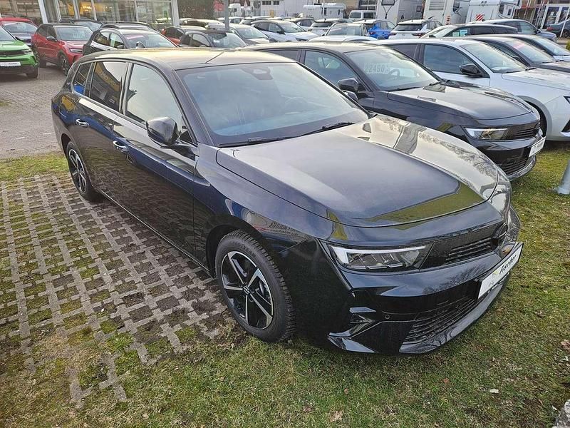 Gebraucht Opel Astra 131 PS (96 kW) 2024 Schwarz perla nera Kombi
