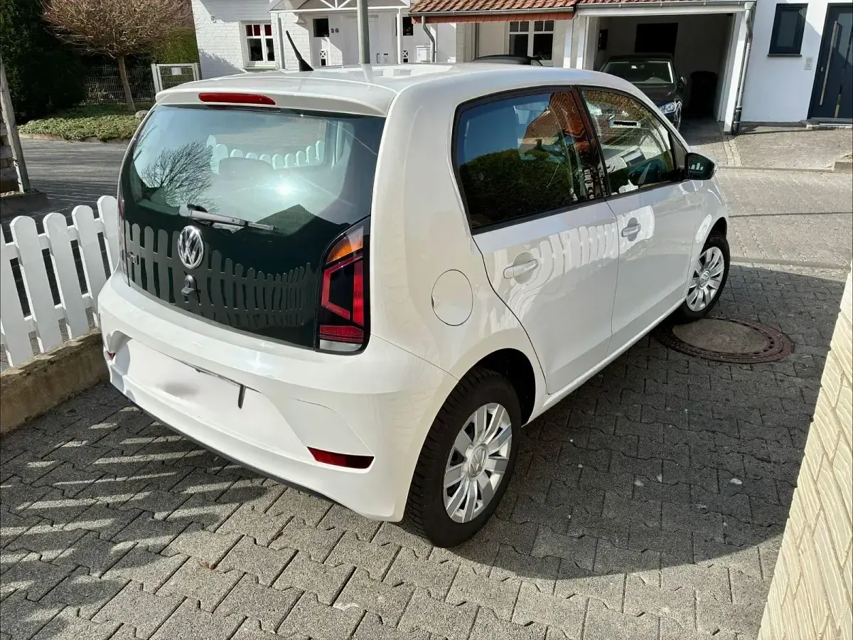 Gebraucht VW up! 60 PS (44 kW) 2017 Weiß Kleinwagen