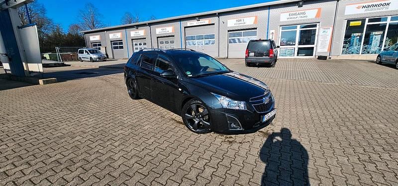 Schwarz Gebraucht 2012 Chevrolet Cruze Limousine | 2.500 € (Guter Preis) - Bild 1/4