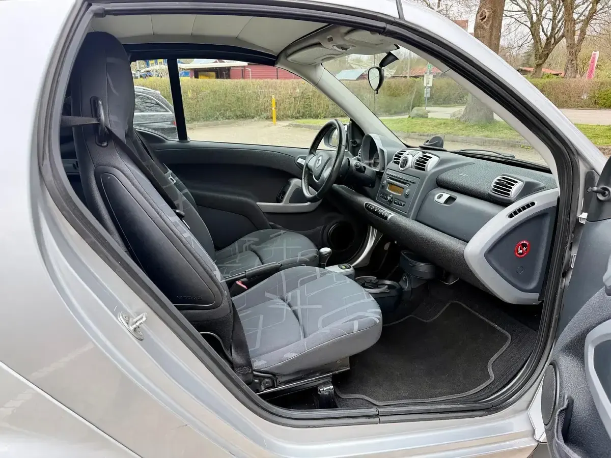 Gebraucht Smart ForTwo Cabrio 71 PS (52 kW) 2009 Silber Cabrio