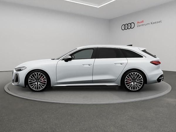 Neu Audi S5 Ambiente 367 PS (269 kW) 2025 Weiß (gletscherweiß metallic) Kombi