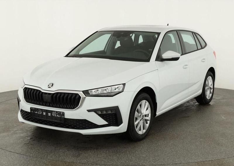 Neu Skoda Scala 116 PS (85 kW) 2026 Moon weiß perleffekt Kleinwagen